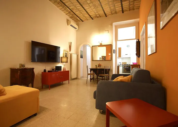 Manara Holiday House